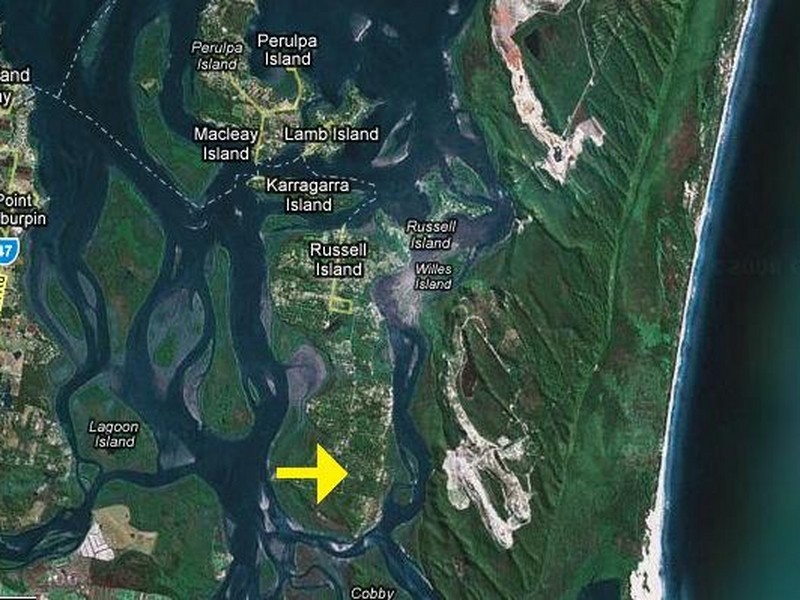 37 Hampton Drive, Russell Island QLD 4184