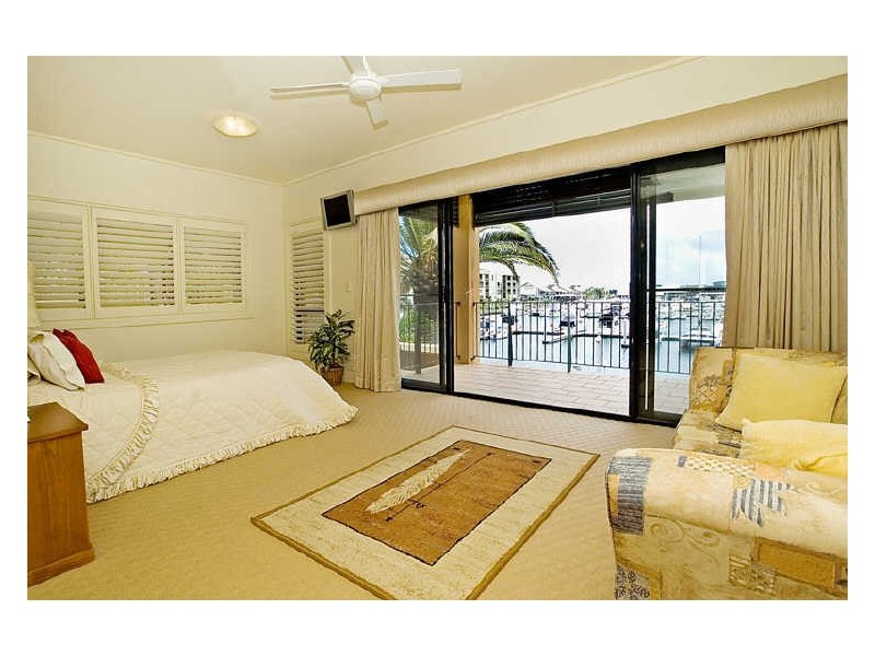 Hope Island QLD 4212