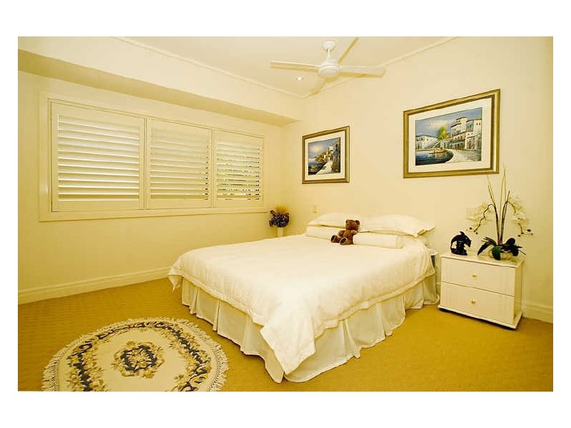 Hope Island QLD 4212