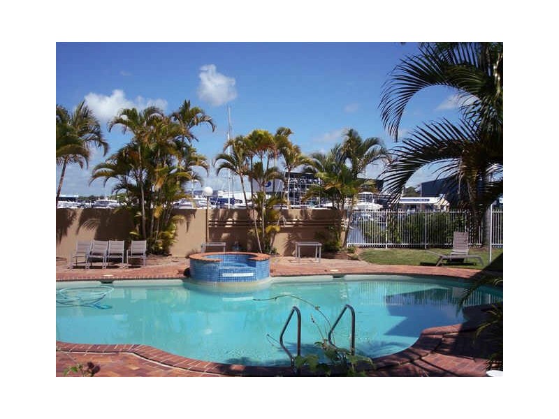 15/3 MARINA CRESCENT, Hollywell QLD 4216