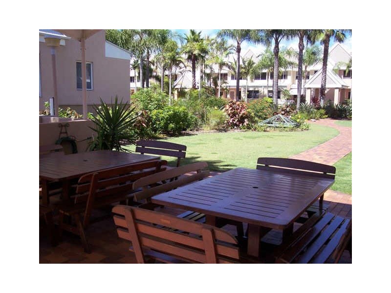 15/3 MARINA CRESCENT, Hollywell QLD 4216