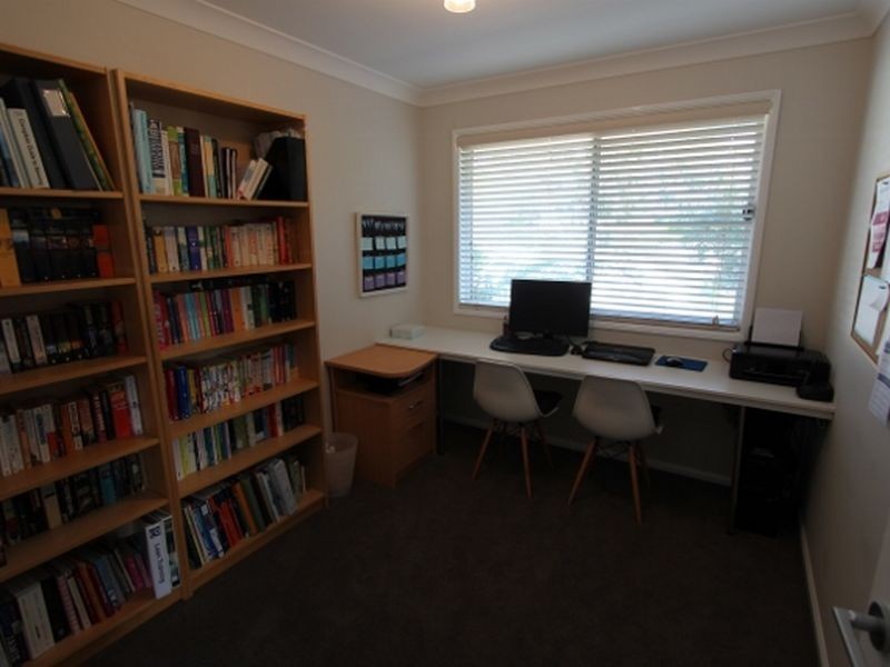 46 Buliti Street, Hope Island QLD 4212