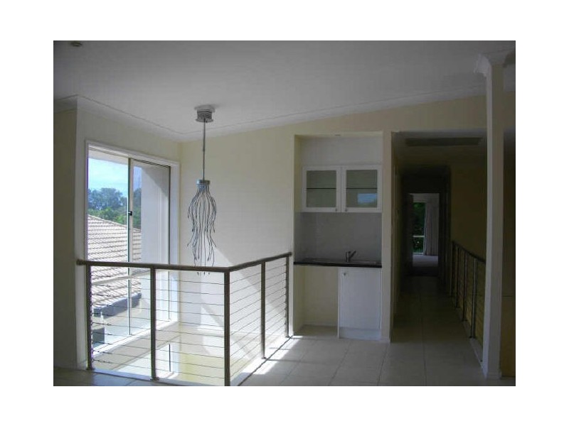 36A Victor Avenue, Paradise Point QLD 4216
