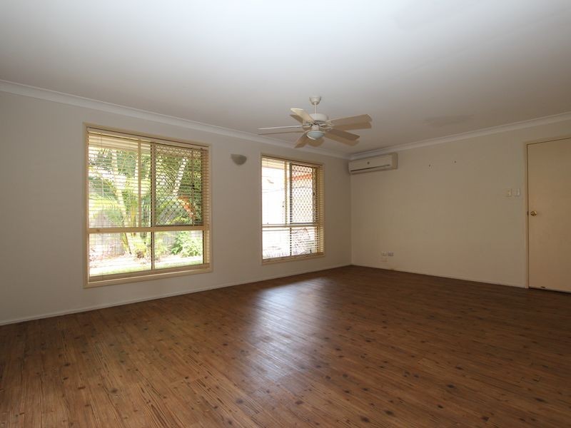 2/58 Milton Avenue, Paradise Point QLD 4216