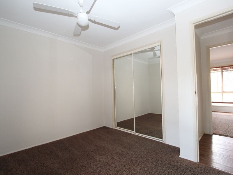 2/58 Milton Avenue, Paradise Point QLD 4216