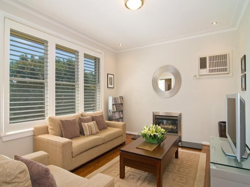 31 Pooley Street, Ryde NSW 2112