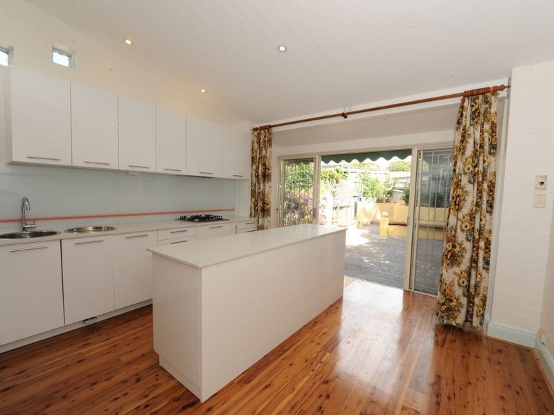 82 Northumberland Avenue, Stanmore NSW 2048