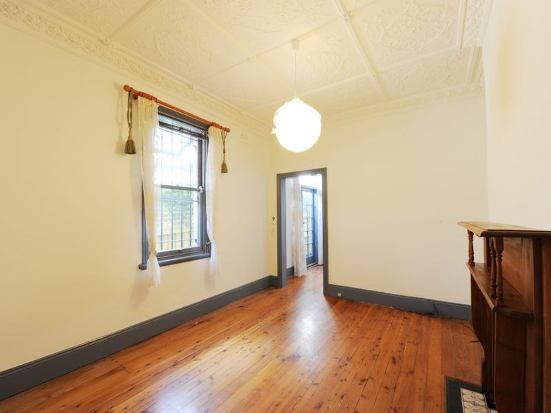 82 Northumberland Avenue, Stanmore NSW 2048