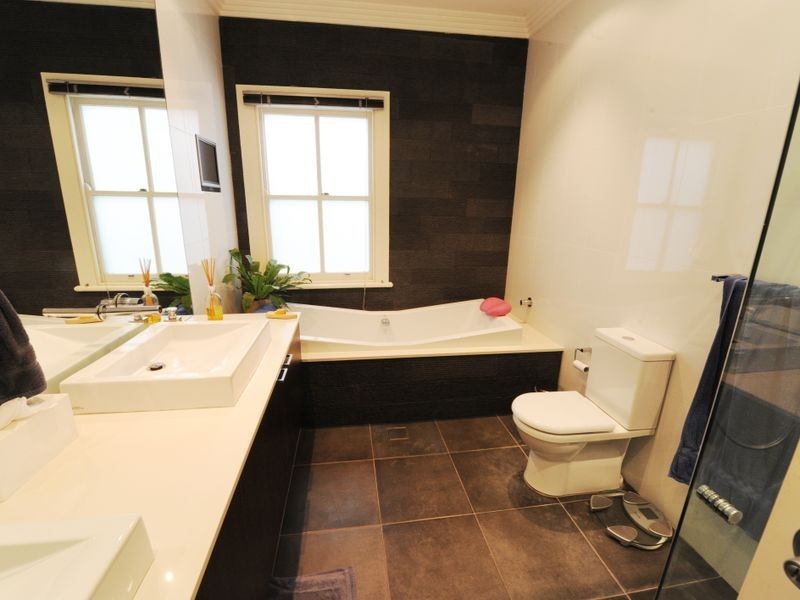 18 Bradford Street, Balmain NSW 2041