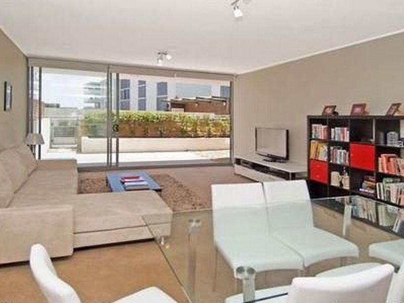 102/12 Shoreline Drive, Rhodes NSW 2138