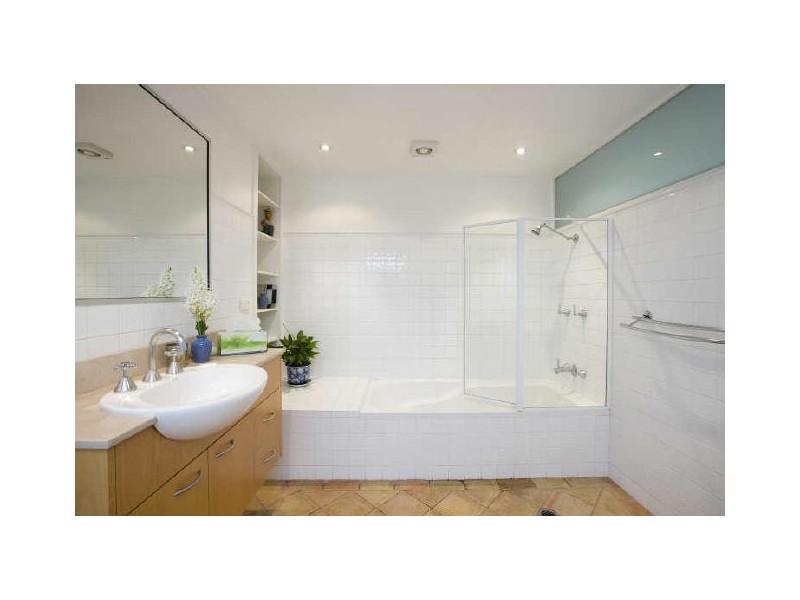 20 Paul Street, Balmain East NSW 2041