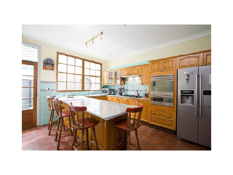 28 Hart Street, Balmain East NSW 2041