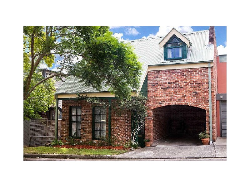 28 Hart Street, Balmain East NSW 2041