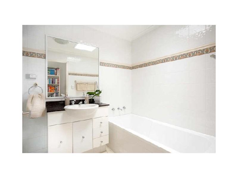 14/4 Hyam Street, Balmain NSW 2041