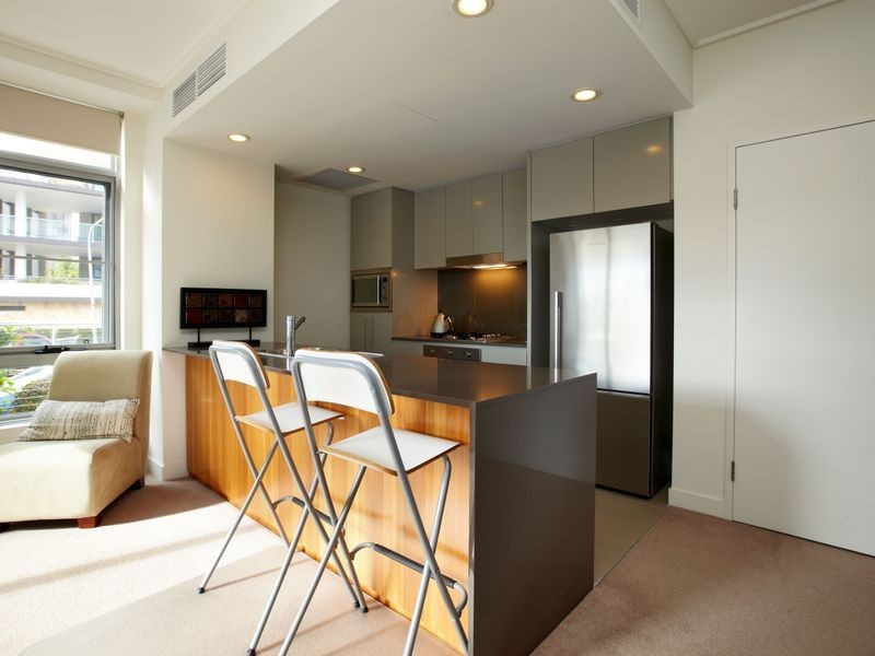 102/14 Shoreline Drive, Rhodes NSW 2138