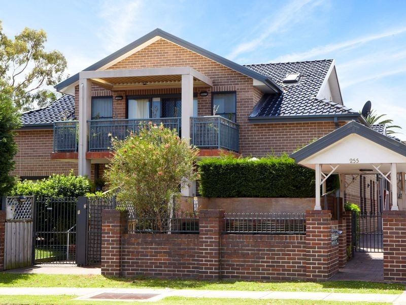 2/255 Concord Road, Concord West NSW 2138