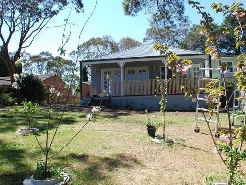 76 Barton Street, Katoomba NSW 2780
