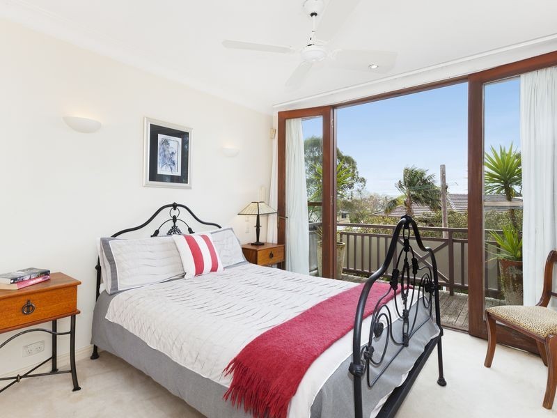 26 Curtis Road, Balmain NSW 2041