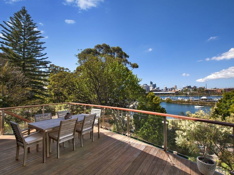 136 Darling Street, Balmain East NSW 2041