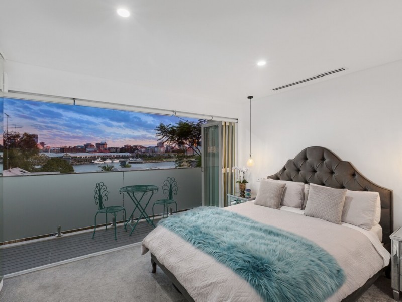 16A Pearson Street, Balmain East NSW 2041