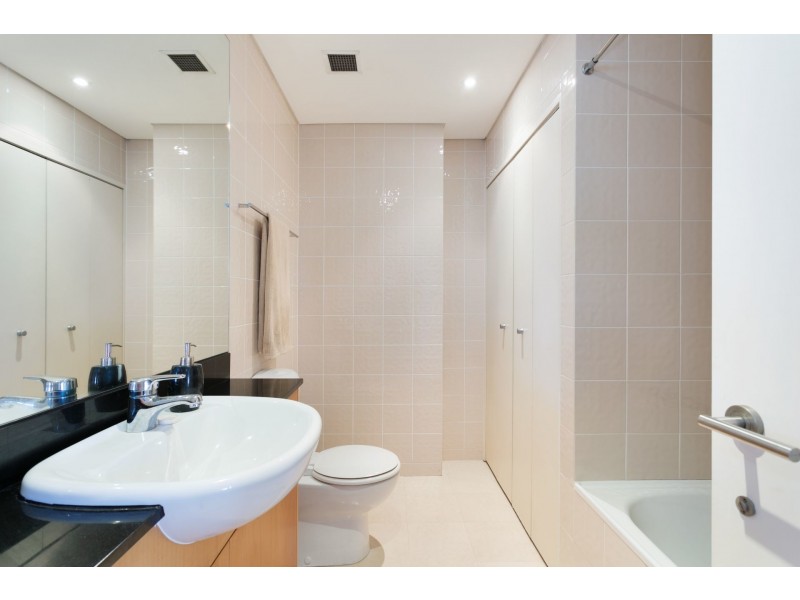 111/22 Colgate Avenue, Balmain East NSW 2041