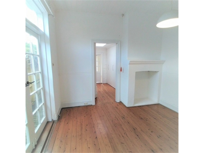 82 Northumberland Avenue, Stanmore NSW 2048