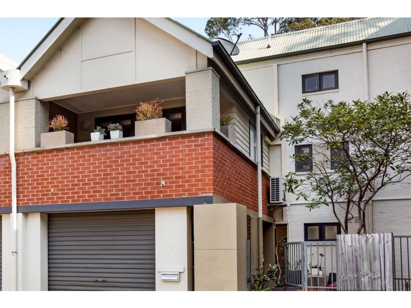 6 Challenger Place, Birchgrove NSW 2041
