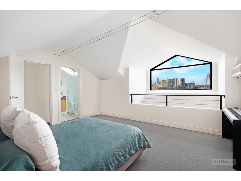 C11/1 Buchanan Street, Balmain NSW 2041