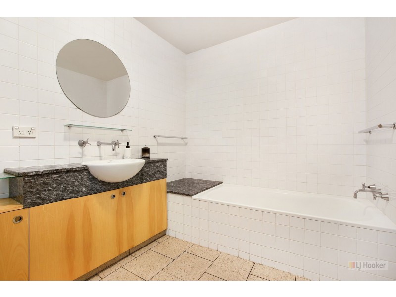 C11/1 Buchanan Street, Balmain NSW 2041