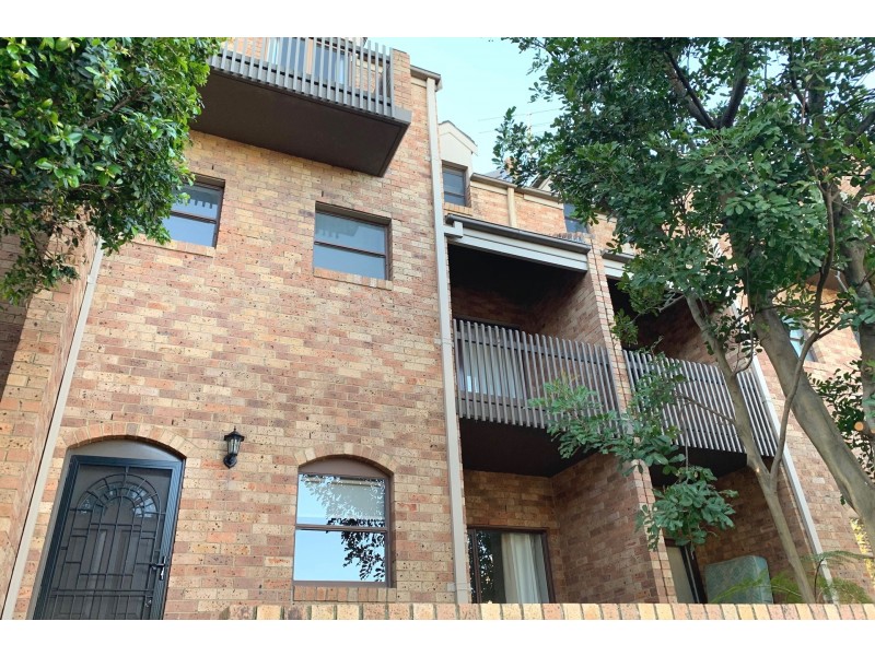 2/67 Beattie Street, Balmain NSW 2041