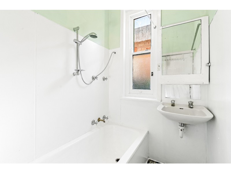 42 Glover Street, Lilyfield NSW 2040