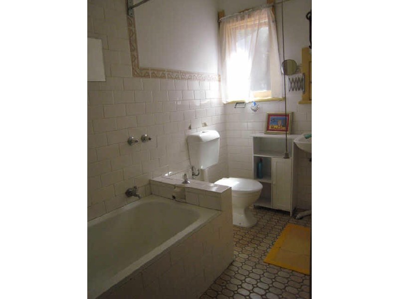 1 Curtis Road, Balmain NSW 2041