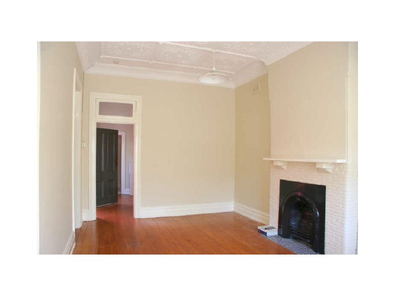 8 Caroline Street, Balmain NSW 2041