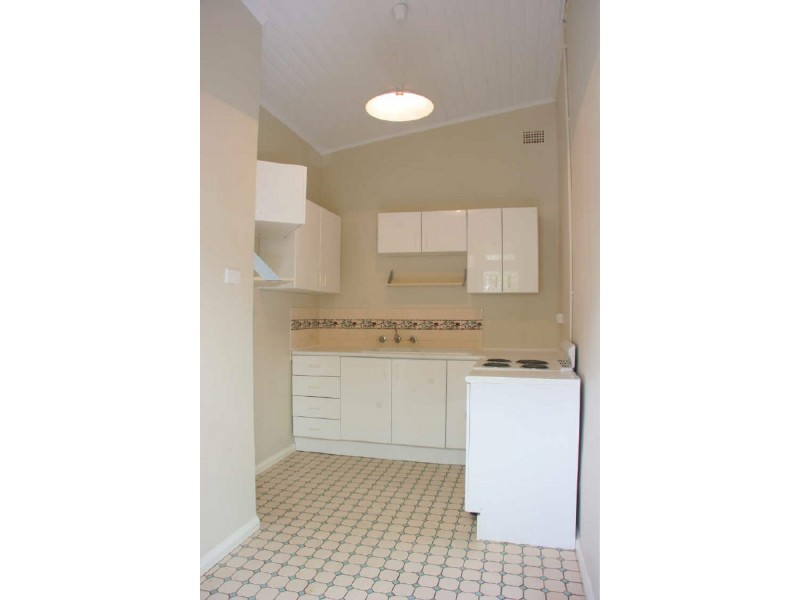 8 Caroline Street, Balmain NSW 2041