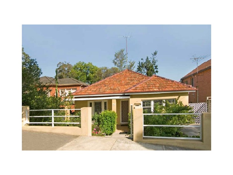 19 Burns Crescent, Chiswick NSW 2046