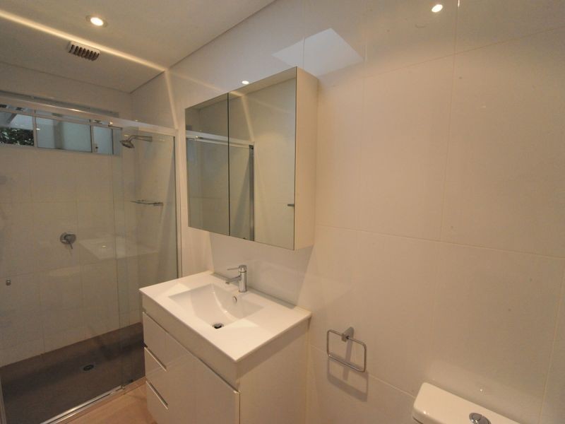 13 Curtis Road, Balmain NSW 2041