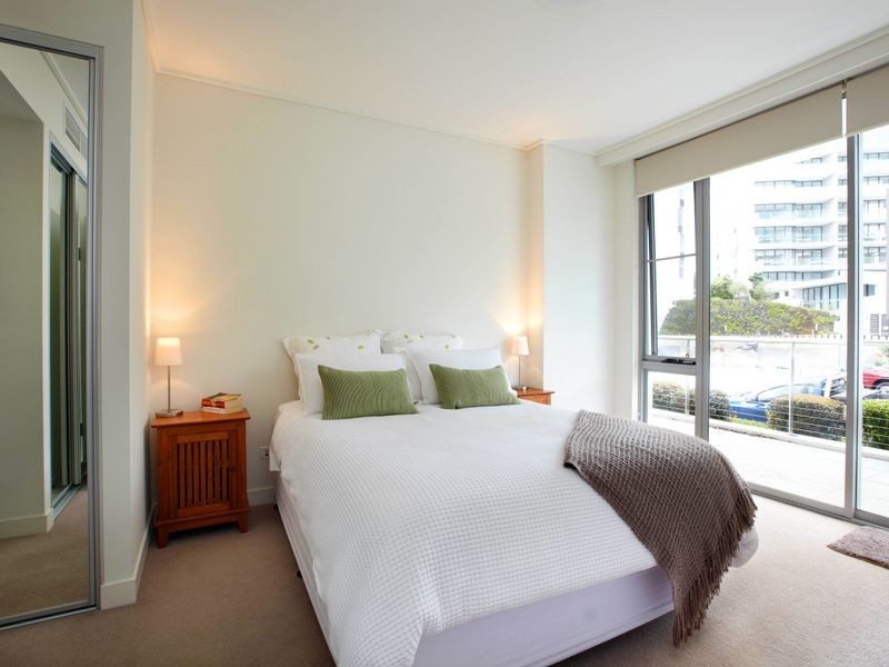 102/14 Shoreline Drive, Rhodes NSW 2138