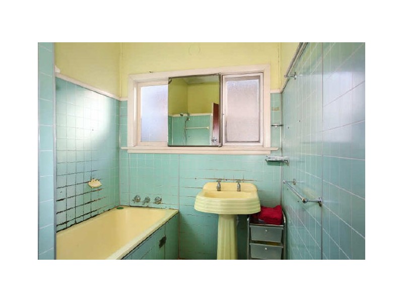 813 Forest Road, Peakhurst NSW 2210