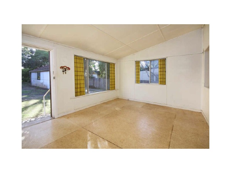 36 Amy Road, Peakhurst NSW 2210