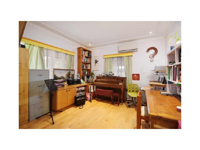 20 Highland Road, Peakhurst NSW 2210