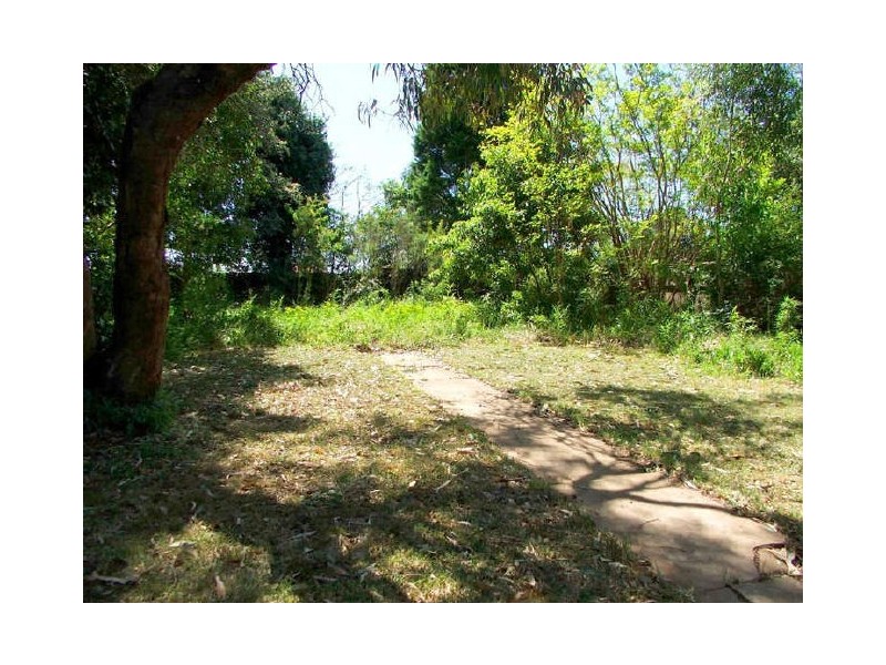 32 Amy Road, Peakhurst NSW 2210