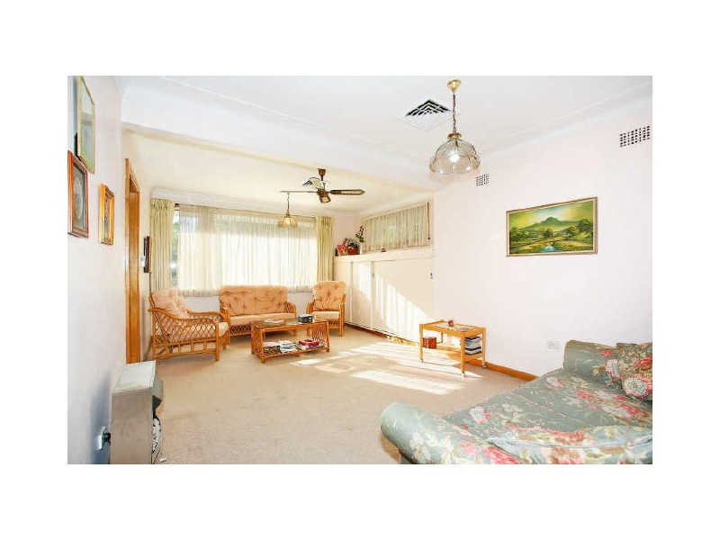 16 Rostrov Street, Penshurst NSW 2222