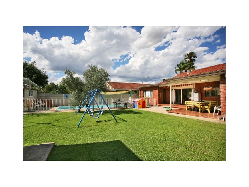 8 Craigie Avenue, Padstow NSW 2211