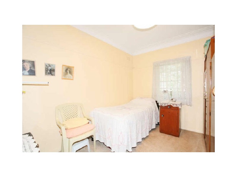 3 William Road, Riverwood NSW 2210