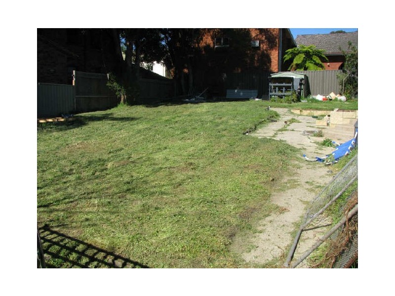 4 Ponderosa Place, Lugarno NSW 2210