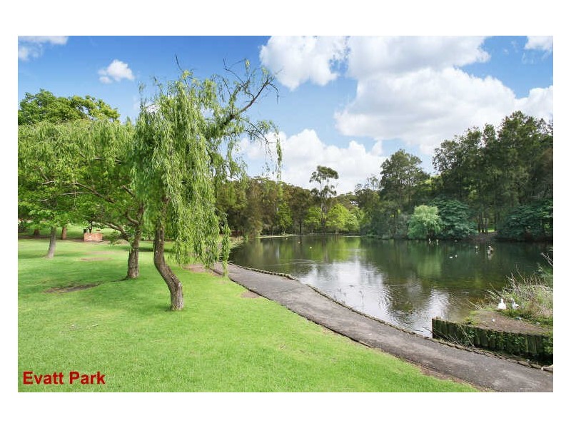 26 Allwood Crescent, Lugarno NSW 2210