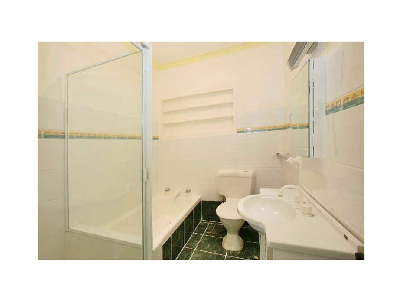 38 Park Street, Peakhurst NSW 2210