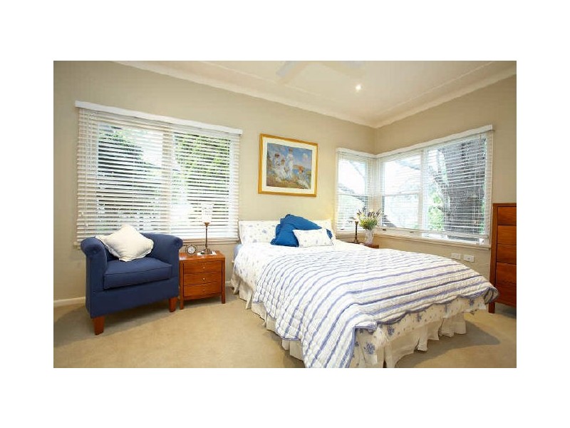 29 Evans Street, Peakhurst NSW 2210