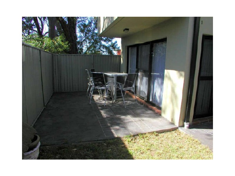 1/916 Forest Road, Peakhurst NSW 2210