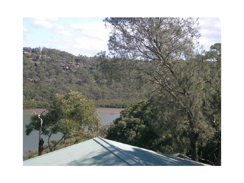 130 Lugarno Parade, Lugarno NSW 2210